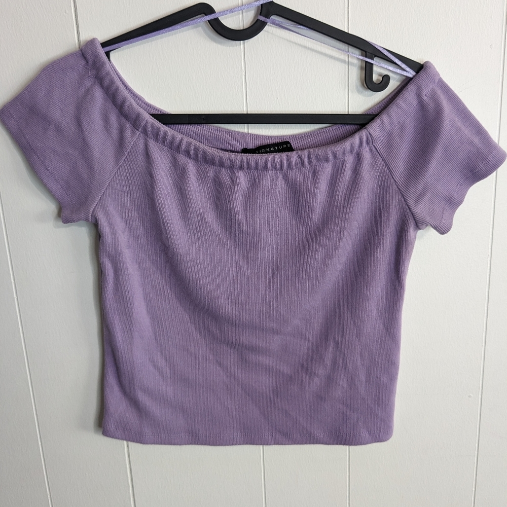 Signature8 crop top